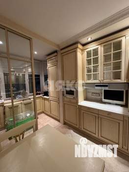 4-к квартира, вторичка, 140м2, 6/22 этаж