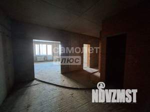 3-к квартира, вторичка, 107м2, 9/25 этаж