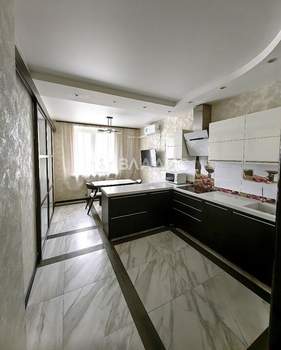 2-к квартира, вторичка, 84м2, 7/19 этаж
