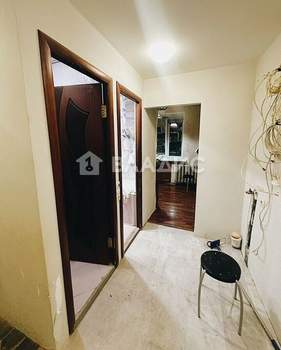 3-к квартира, вторичка, 57м2, 1/9 этаж