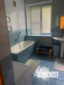 2-к квартира, вторичка, 57м2, 1/4 этаж