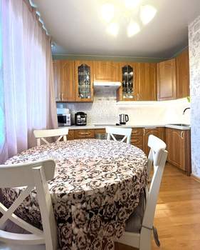 3-к квартира, вторичка, 77м2, 6/17 этаж