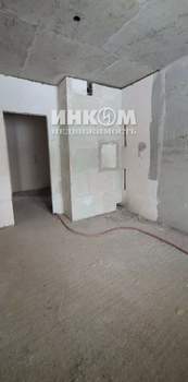 3-к квартира, вторичка, 100м2, 1/8 этаж