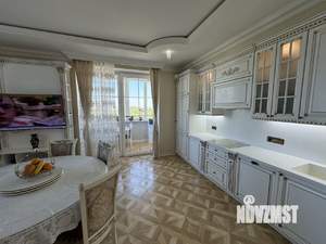 4-к квартира, вторичка, 168м2, 8/25 этаж