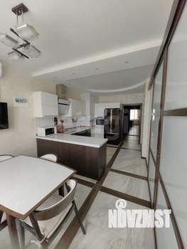 2-к квартира, вторичка, 84м2, 7/19 этаж