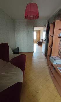 3-к квартира, вторичка, 57м2, 7/9 этаж