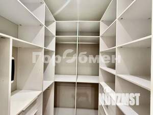 2-к квартира, вторичка, 56м2, 10/25 этаж