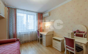 3-к квартира, вторичка, 140м2, 6/22 этаж