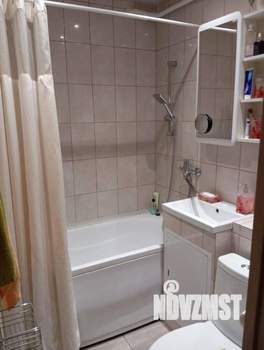2-к квартира, вторичка, 42м2, 1/5 этаж