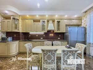 3-к квартира, вторичка, 100м2, 8/25 этаж