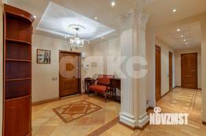 4-к квартира, вторичка, 140м2, 6/22 этаж