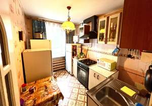 3-к квартира, вторичка, 59м2, 1/9 этаж