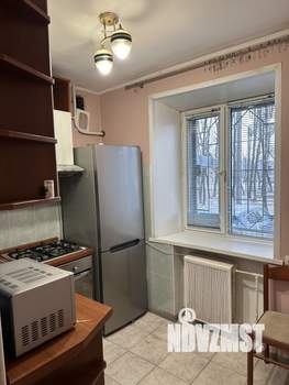 3-к квартира, вторичка, 56м2, 1/9 этаж