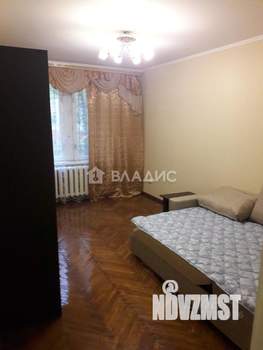 2-к квартира, вторичка, 42м2, 1/5 этаж