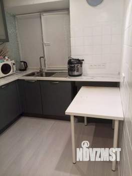 2-к квартира, вторичка, 40м2, 5/5 этаж