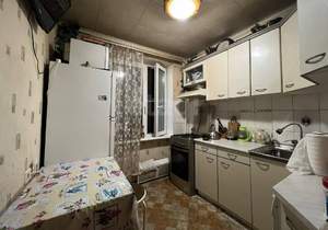 3-к квартира, вторичка, 50м2, 9/9 этаж
