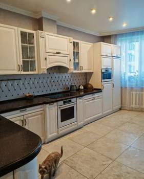 3-к квартира, вторичка, 123м2, 19/24 этаж