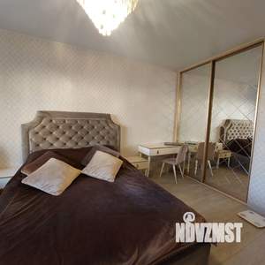 2-к квартира, вторичка, 74м2, 6/18 этаж