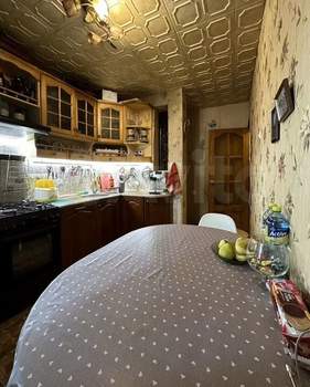 3-к квартира, вторичка, 62м2, 1/9 этаж