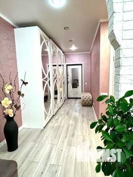 3-к квартира, вторичка, 68м2, 24/25 этаж