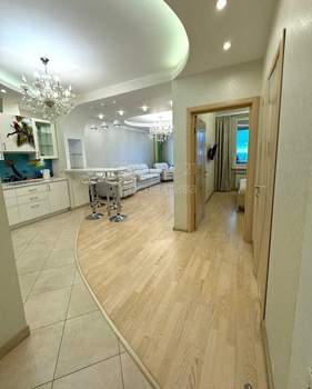 2-к квартира, вторичка, 60м2, 18/25 этаж