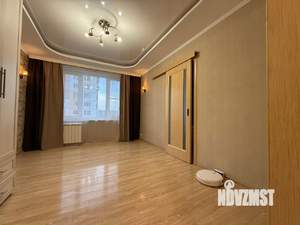 4-к квартира, вторичка, 63м2, 8/9 этаж