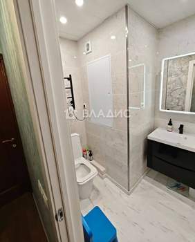 3-к квартира, вторичка, 73м2, 8/17 этаж