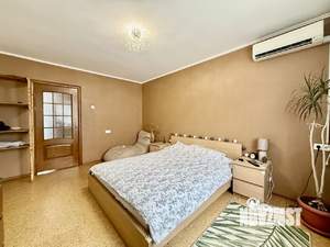 3-к квартира, вторичка, 82м2, 14/14 этаж