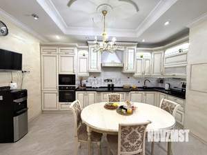 3-к квартира, вторичка, 147м2, 16/24 этаж