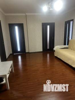 3-к квартира, вторичка, 107м2, 16/23 этаж