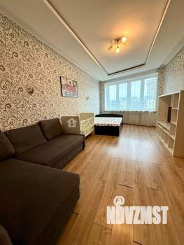 2-к квартира, вторичка, 70м2, 7/25 этаж