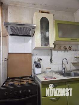 2-к квартира, вторичка, 42м2, 1/9 этаж