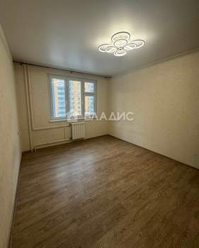 3-к квартира, вторичка, 74м2, 7/23 этаж