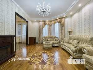 3-к квартира, вторичка, 100м2, 8/25 этаж