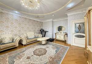 3-к квартира, вторичка, 132м2, 18/27 этаж