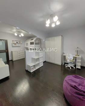 2-к квартира, вторичка, 84м2, 7/19 этаж