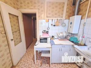 2-к квартира, вторичка, 40м2, 1/5 этаж