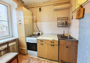 2-к квартира, вторичка, 43м2, 1/5 этаж