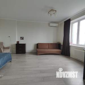 2-к квартира, вторичка, 83м2, 11/27 этаж