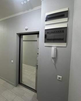 2-к квартира, вторичка, 63м2, 10/25 этаж