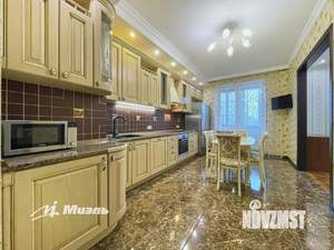 3-к квартира, вторичка, 100м2, 8/25 этаж