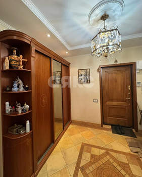 4-к квартира, вторичка, 140м2, 6/22 этаж