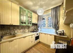 2-к квартира, вторичка, 44м2, 1/5 этаж