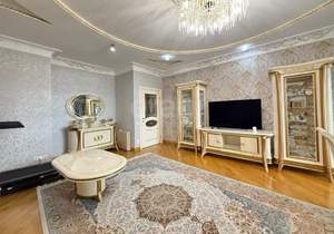 3-к квартира, вторичка, 132м2, 18/27 этаж