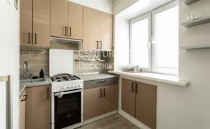 2-к квартира, вторичка, 40м2, 1/4 этаж