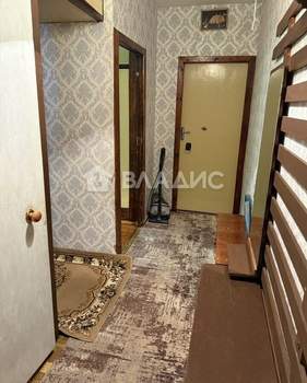 2-к квартира, вторичка, 44м2, 1/9 этаж