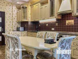 3-к квартира, вторичка, 100м2, 8/25 этаж