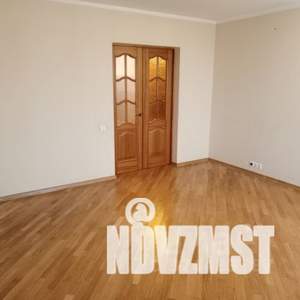 2-к квартира, вторичка, 71м2, 13/17 этаж