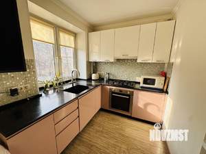 2-к квартира, вторичка, 45м2, 3/5 этаж