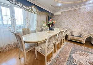 3-к квартира, вторичка, 132м2, 18/27 этаж
